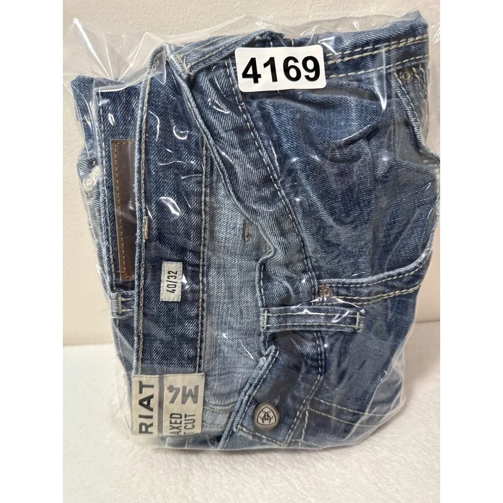 ARIAT M4 Relaxed Boot Cut Jeans Mens‎ 40/32 Distressed Grunge Denim Blue READ